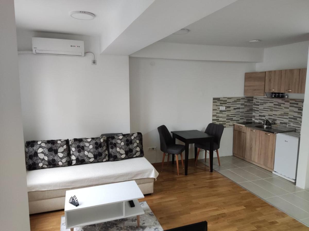 Sarah - City Apartment Skopje Zewnętrze zdjęcie